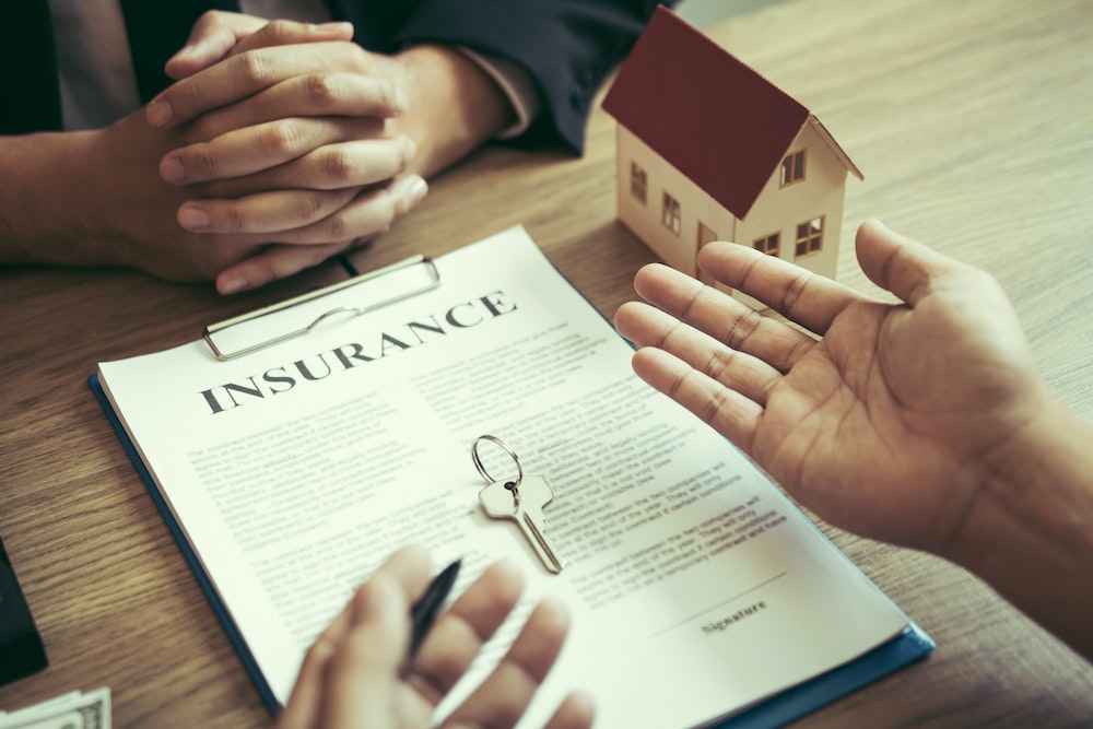 Décryptage de la résiliation d'un contrat d'assurance habitation : Procédures et implications juridiques