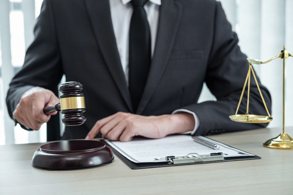 Comprendre les informations obligatoires sur un KBIS : Guide complet pour les entrepreneurs