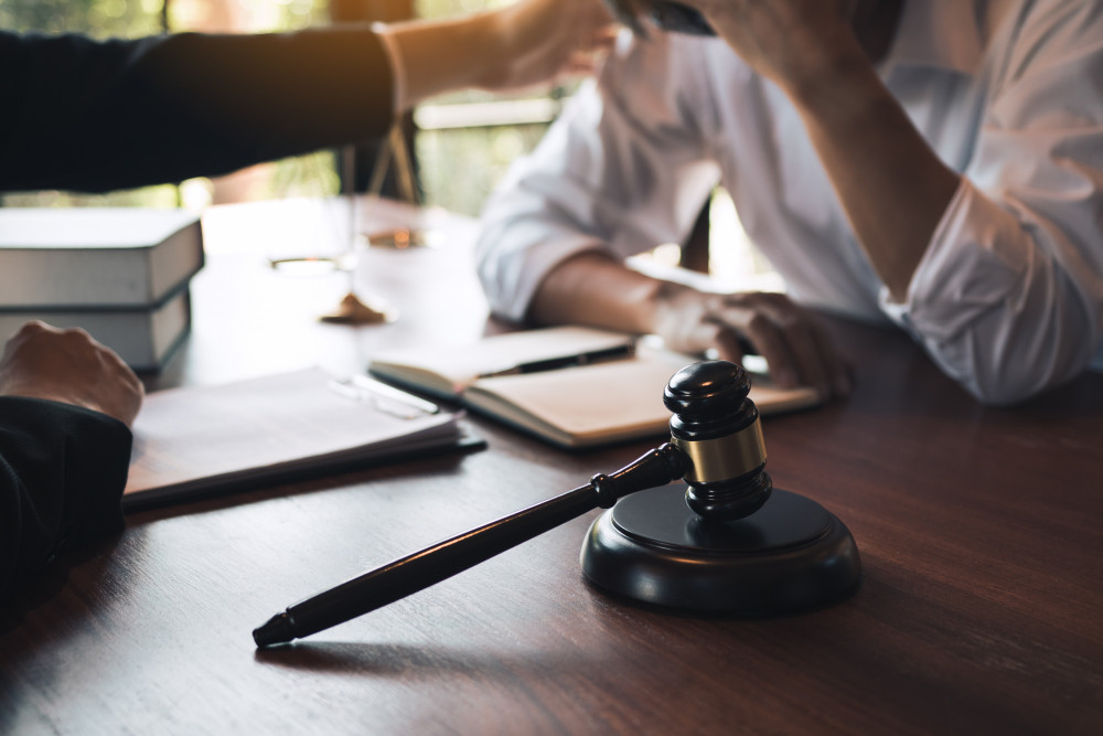 Attaquer son employeur aux Prud'hommes : comment s'y prendre et quels sont les enjeux ?