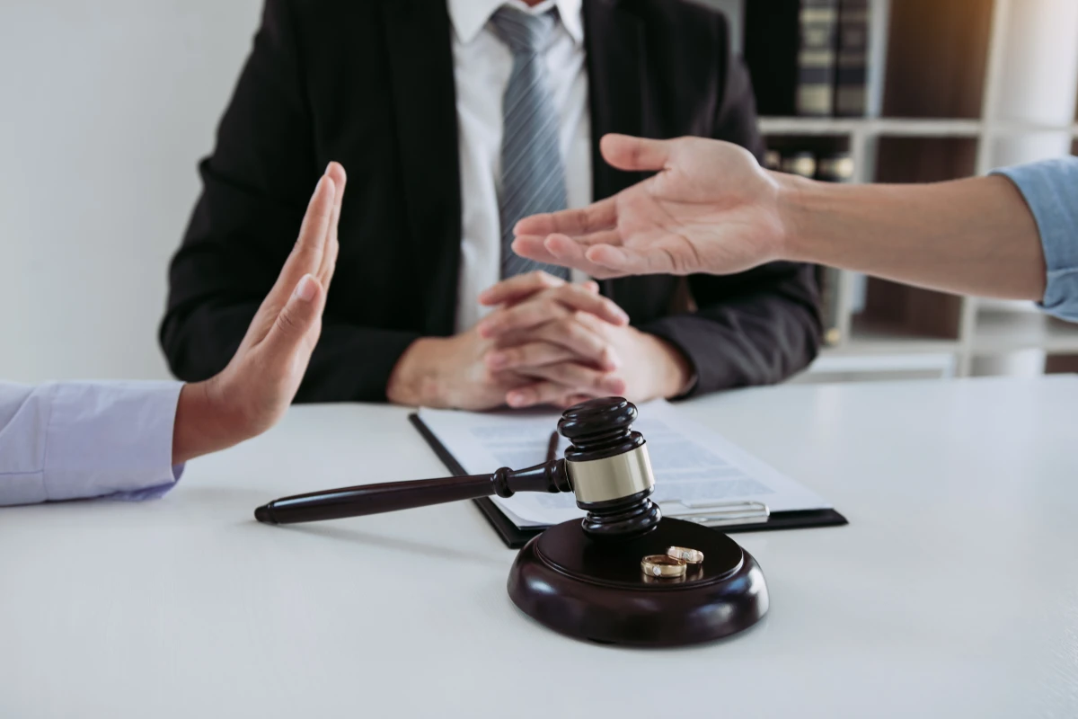 Divorce et prestation compensatoire : Tout ce que vous devez savoir pour protéger vos intérêts