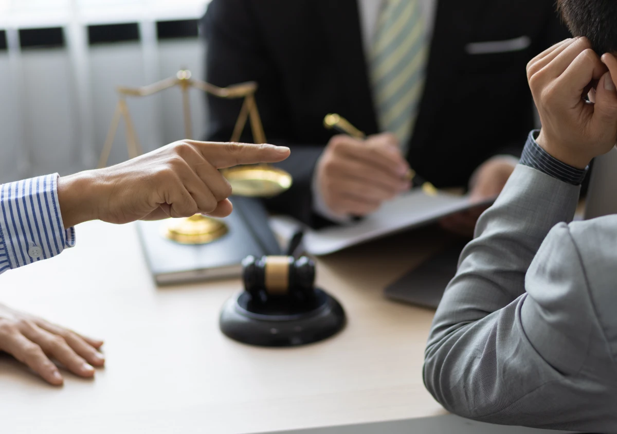Maîtriser la gestion des litiges en copropriété : guide pratique pour les syndics et copropriétaires